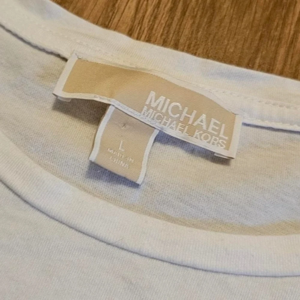 Michael Kors Classic White Tee With Ruffled Sleeves